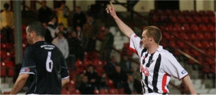 Greg Shields v Dundee 31/03/09